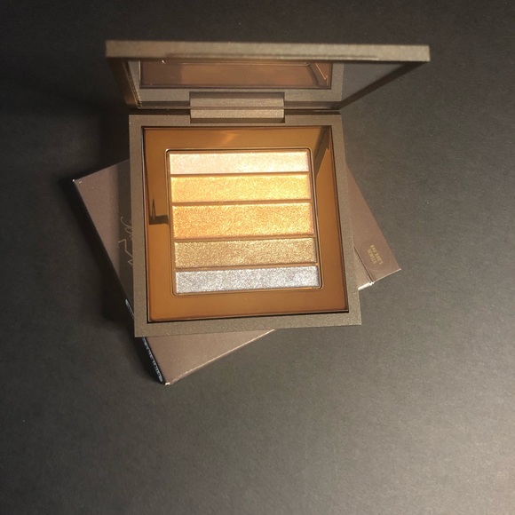 MAC Bao Bao Wan “Bao Bao Jewels” - Picture 2 of 4